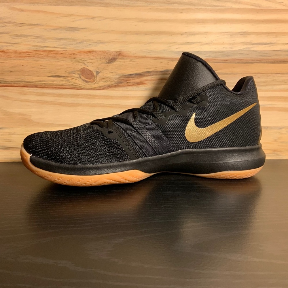 New Nike Kyrie Irving Black Gold Basketball Shoes - Picture 4 of 7